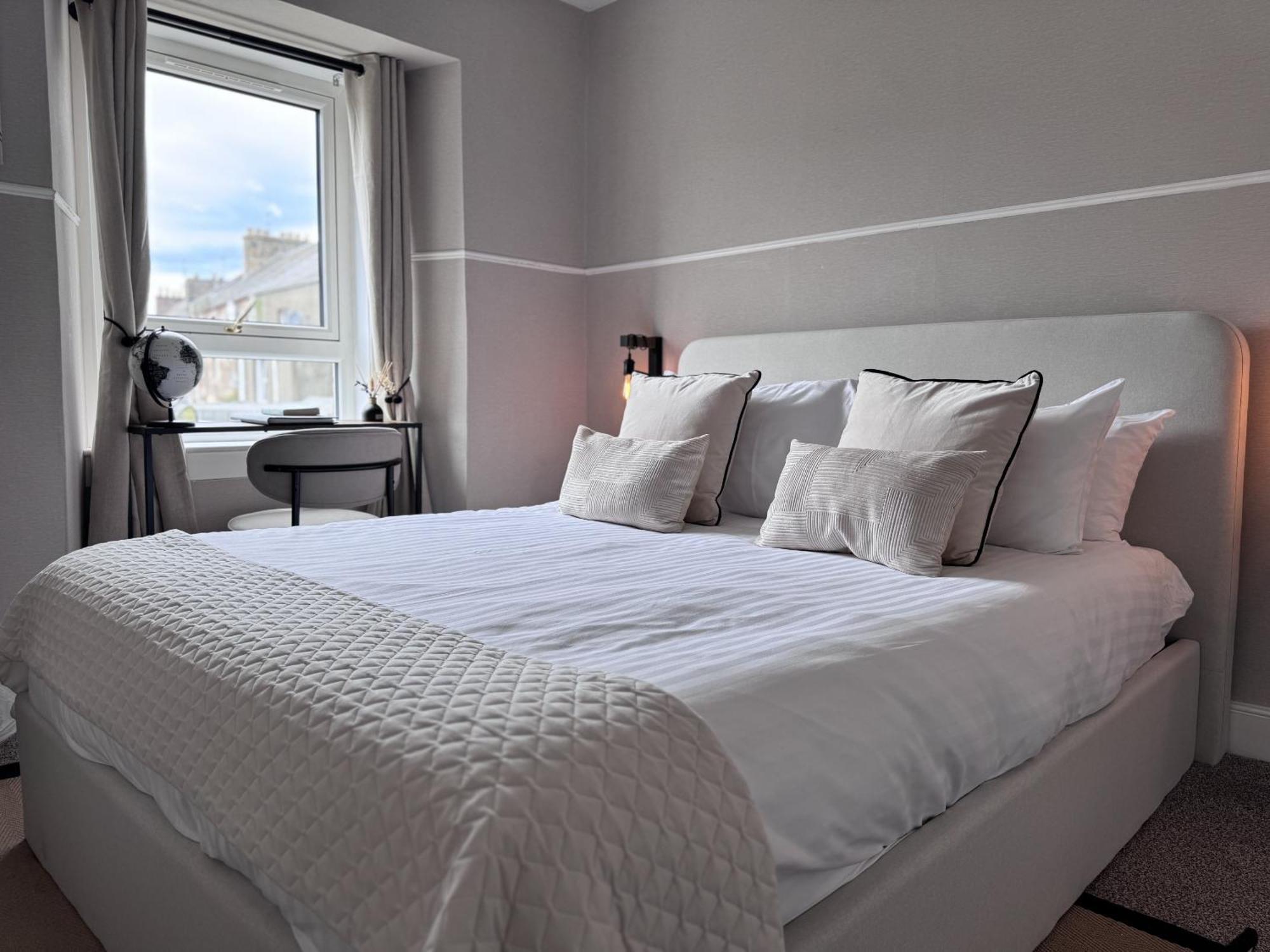The Glendevon Hotel Охтерардър Екстериор снимка