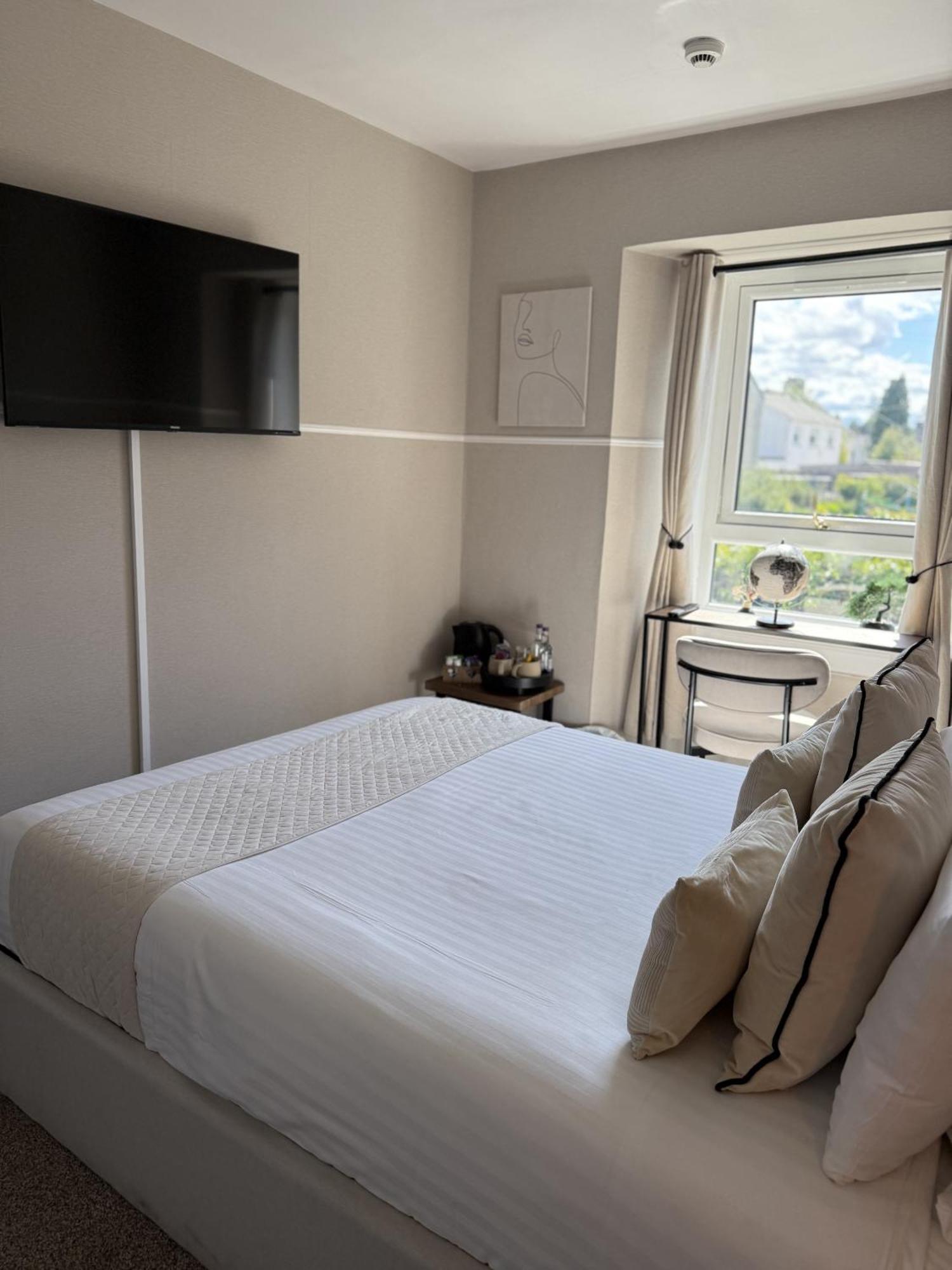 The Glendevon Hotel Охтерардър Стая снимка